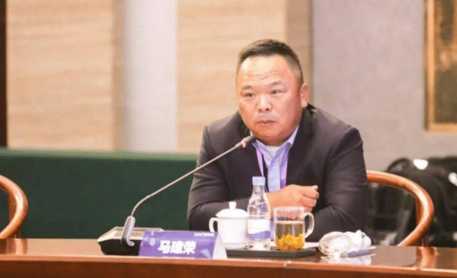 叱咤商界的大佬，跟著的員工幾乎沒人離職為什么呢？(圖1)