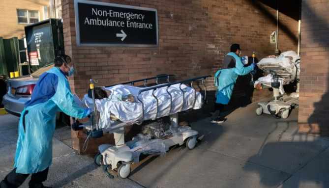 大量美國醫(yī)護(hù)人員離職的原因是什么？(圖1)