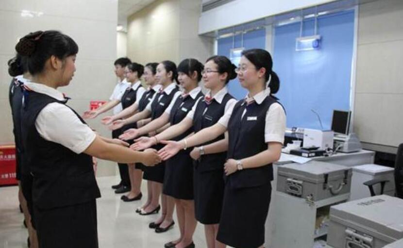 為什么銀行離職率這么高？(圖1)