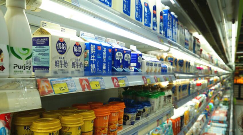 光明乳業(yè)董事長(zhǎng)濮韶華離職是真的嗎？(圖1)