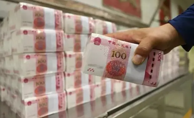 印鈔廠員工薪水3000元的工作為什么不離職呢？(圖1)